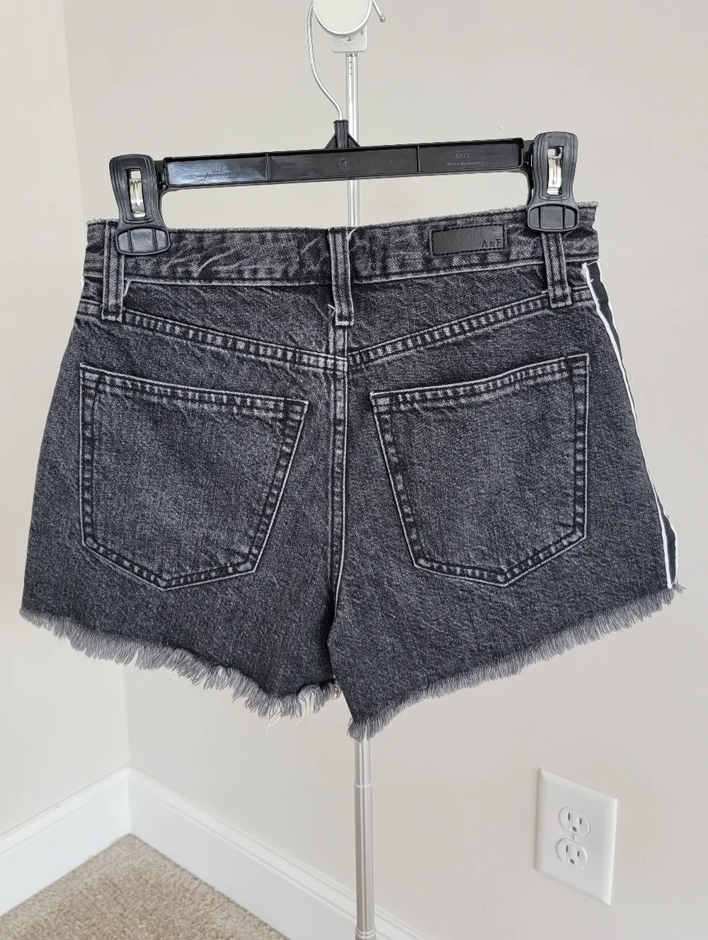 Abercrombie Black Acid Wash High Rise Denim Shorts Side Stripe Frayed 24 00